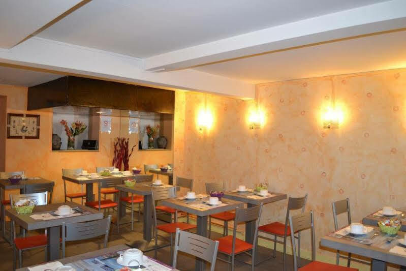 סן נזאר Hotel Le Bretagne מראה חיצוני תמונה